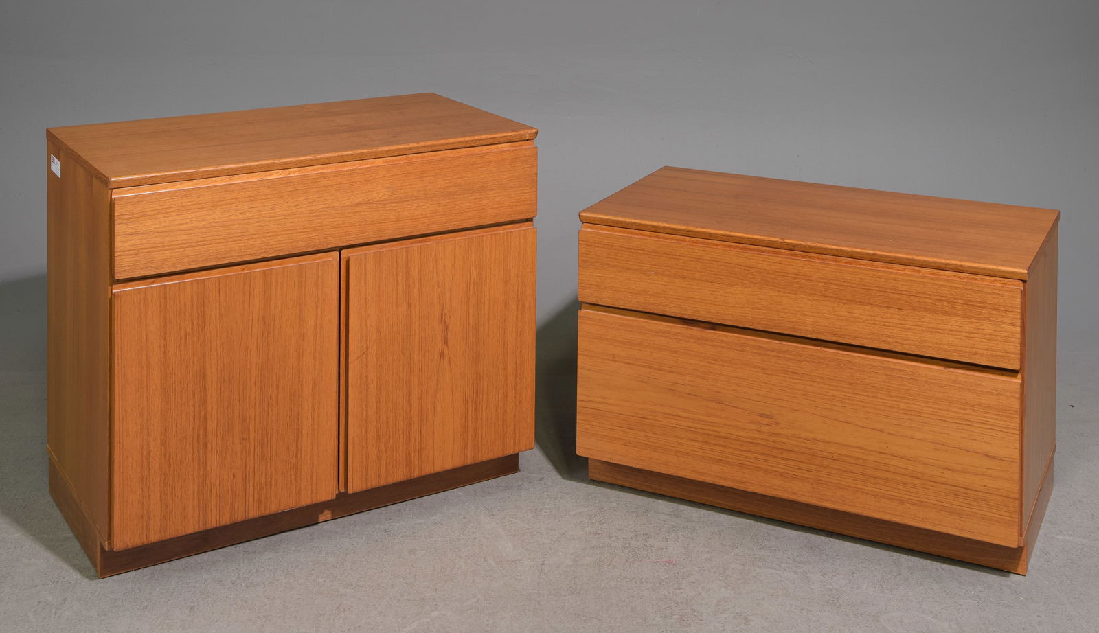 Mid Century Modern 2 Door Cabinet & Drawers Chest (1 of 5)