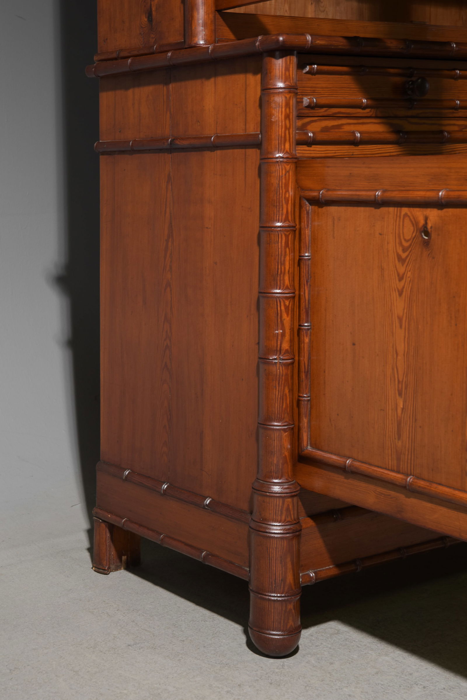 Faux Bamboo Large Step Back Bookcase / Cupboard - 6