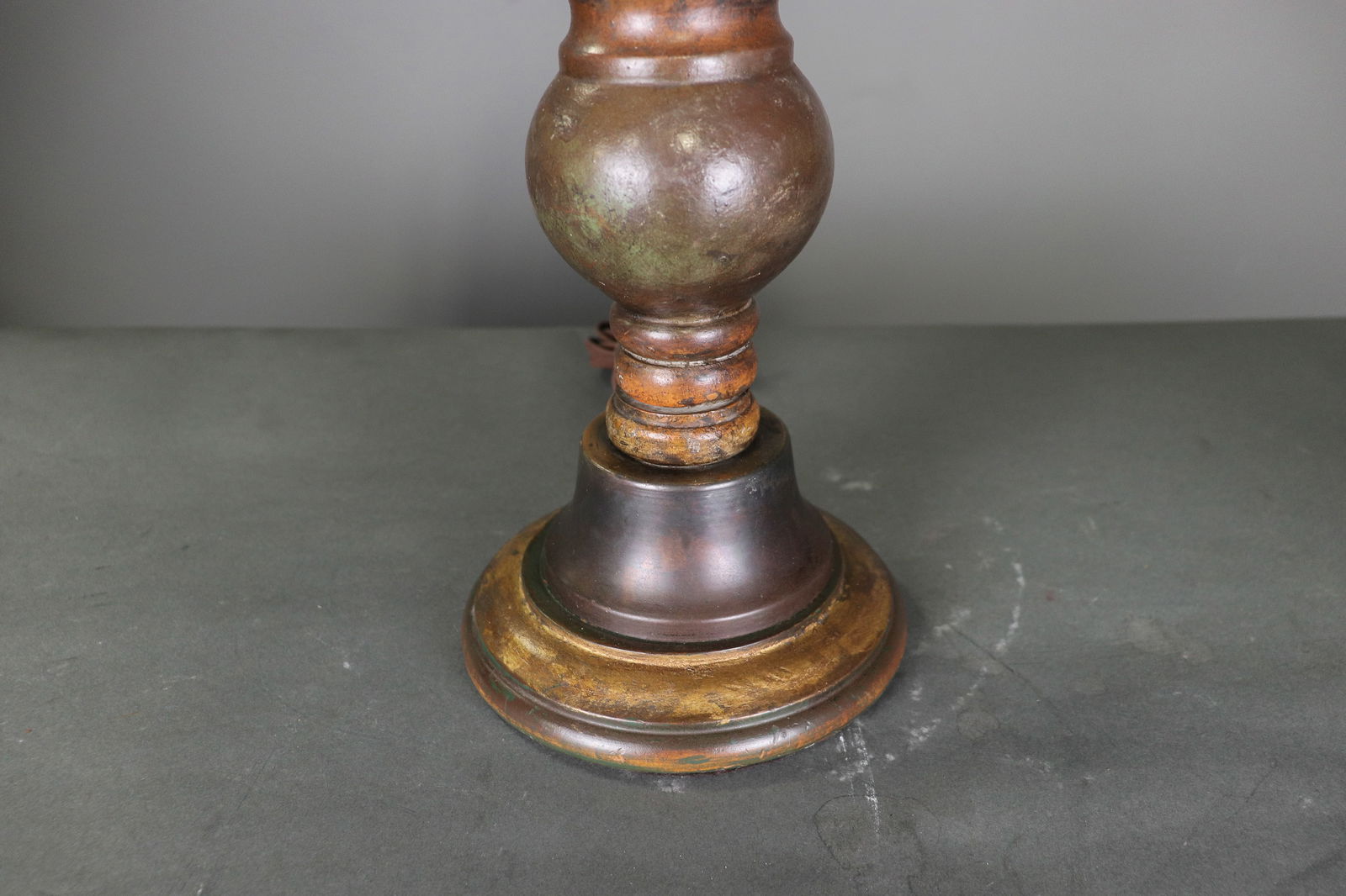 Polychrome Table Lamp With Shade - 3