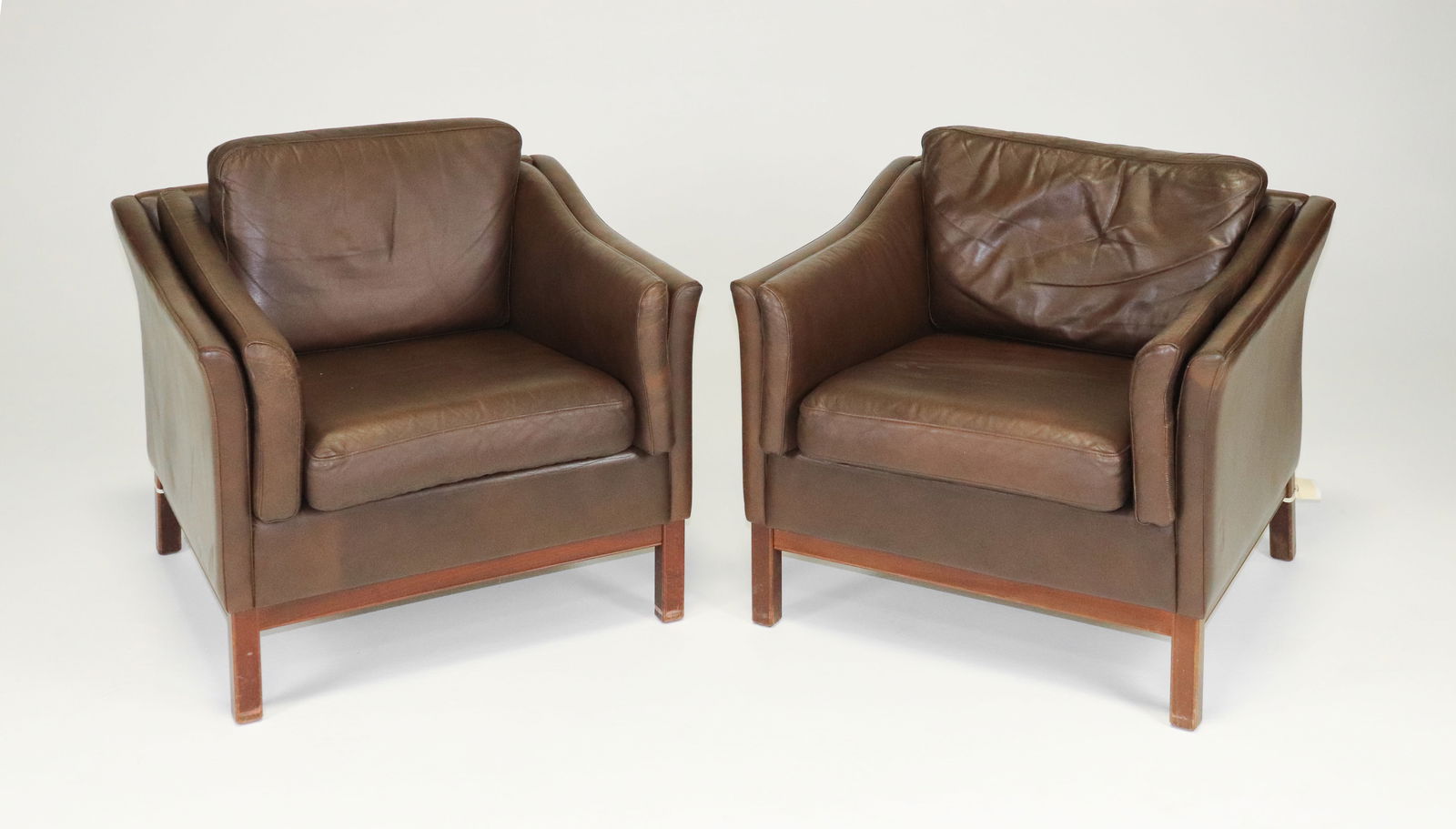 Danish Pair of Brown Leather Club Chairs (1 of 5)