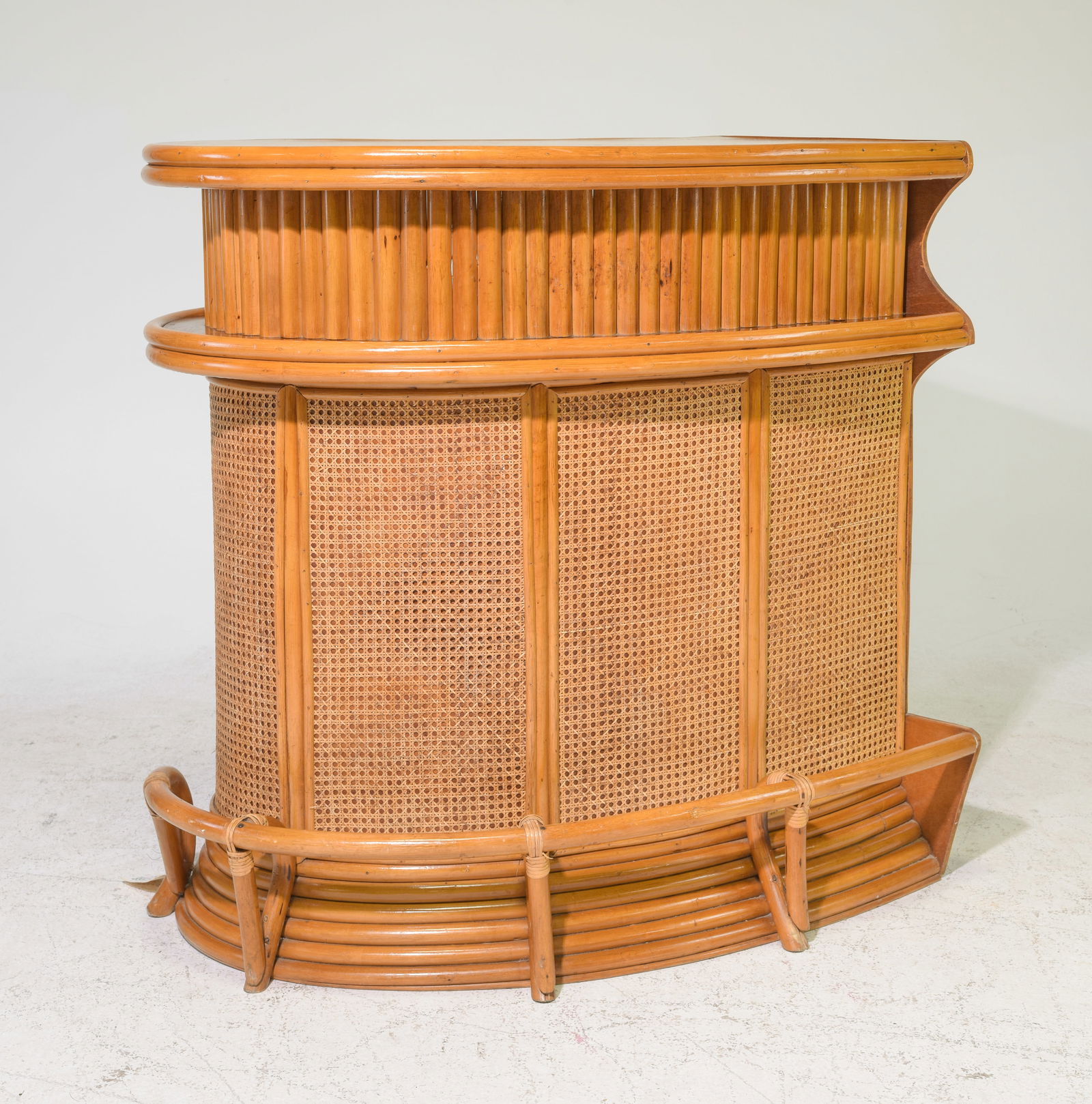 Mid Century Tiki Style Bamboo / Ratan Home Bar (1 of 5)