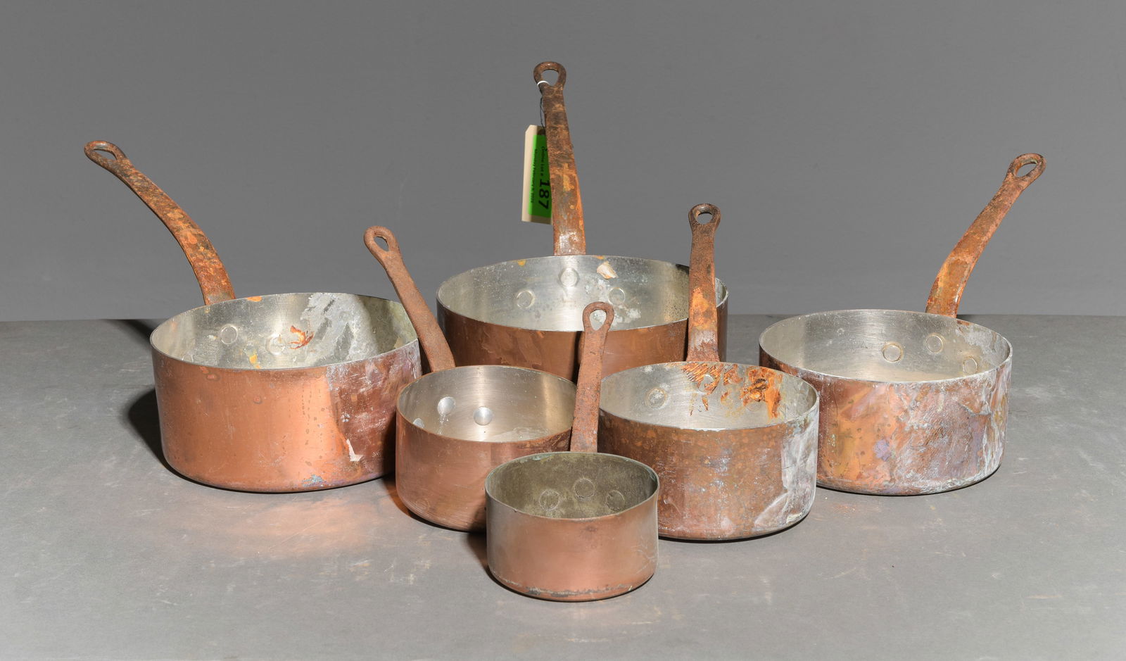 Set of 6 Graduated Copper Sauce Pans (1 of 4)