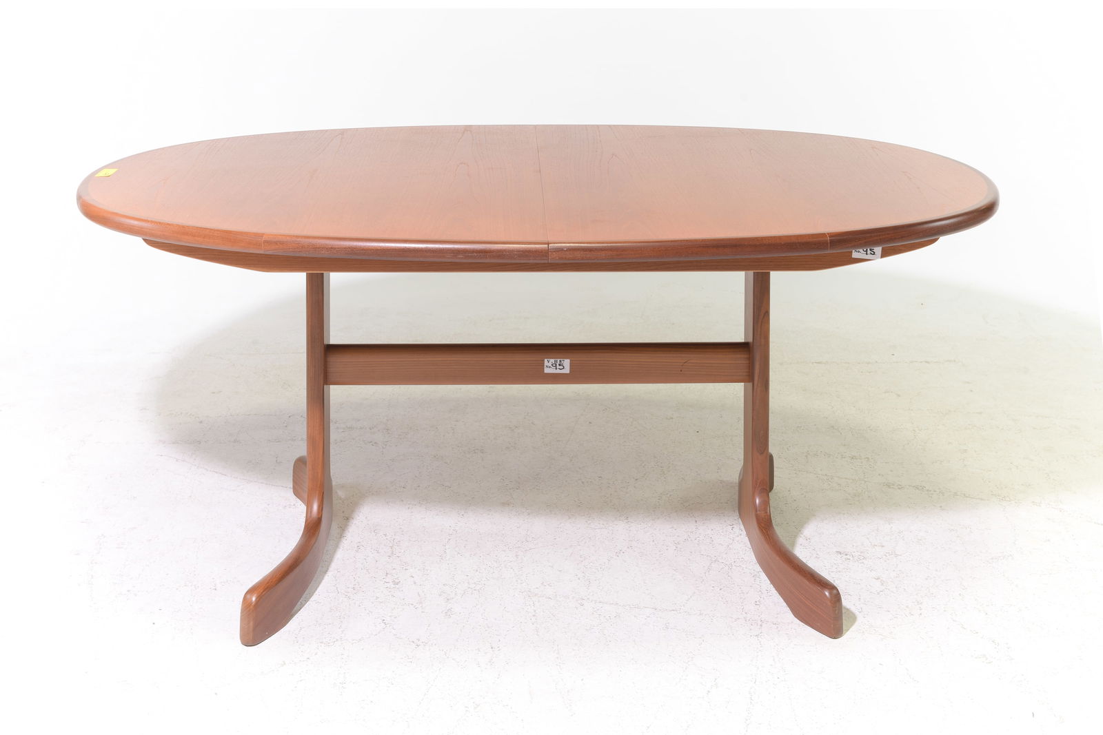 Oval Mid Century Teak Dining Table By G-Plan (1 of 5)