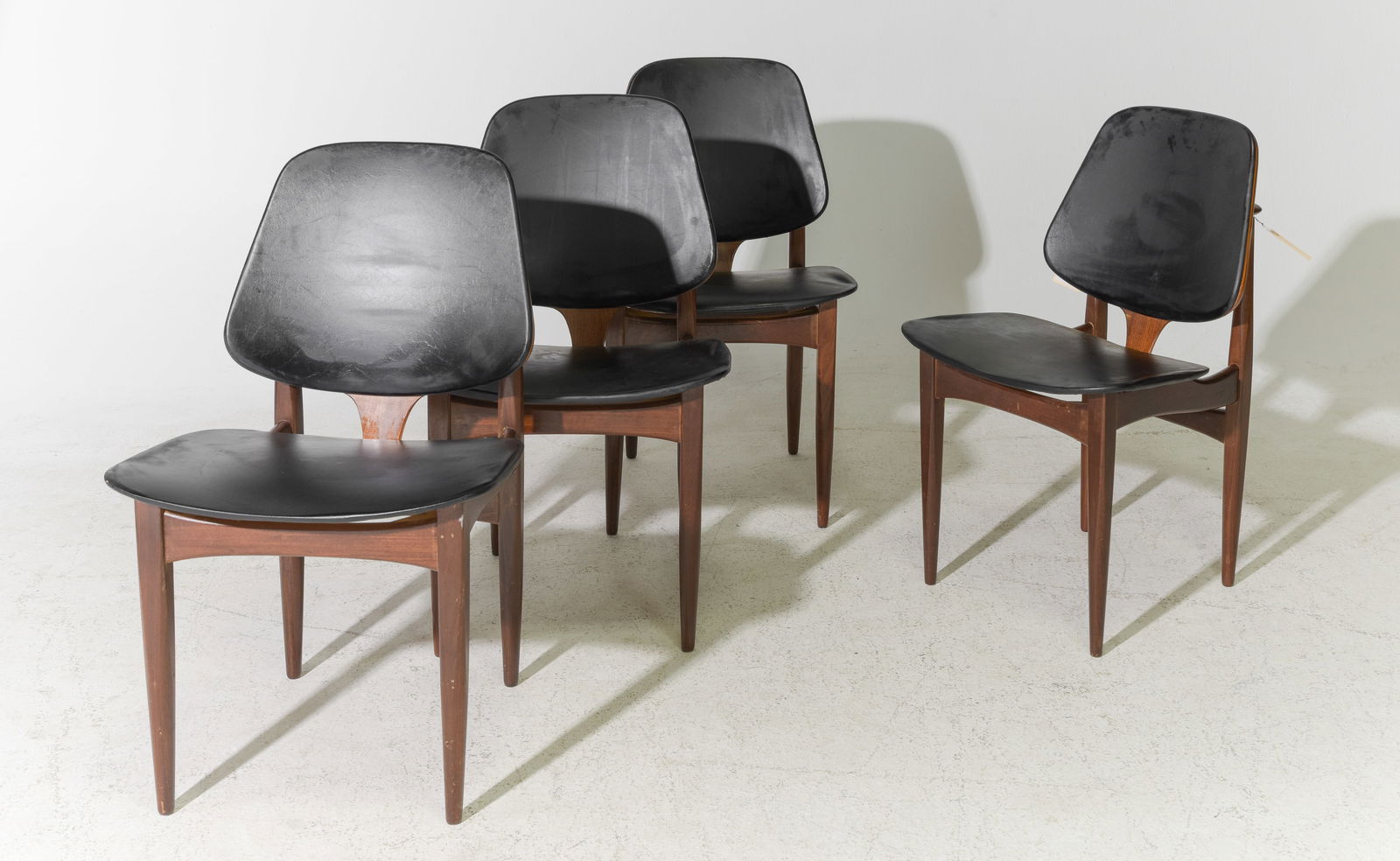4 Mid Century Dining Chairs - Elliots of Newbury #2 (1 of 5)