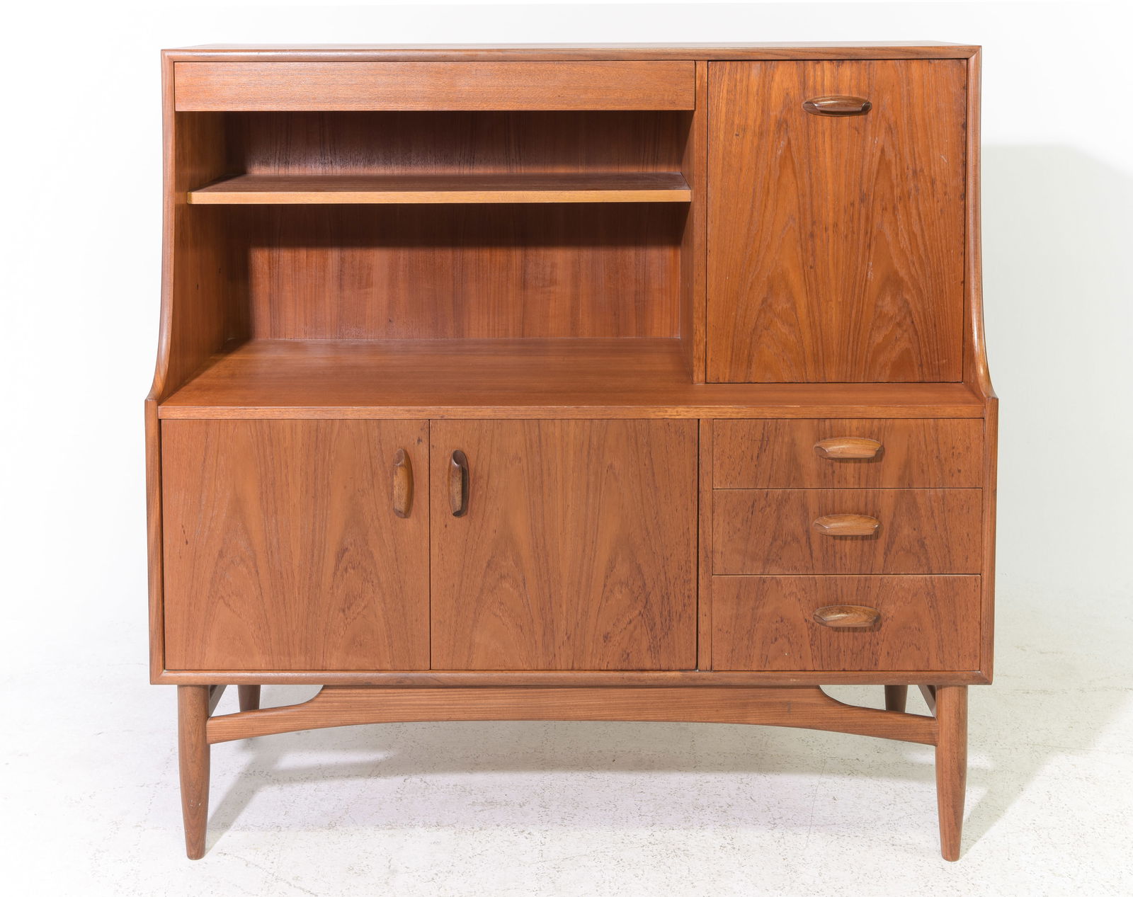 Teak G-Plan Cocktail Cabinet - Brasilia Range (1 of 7)