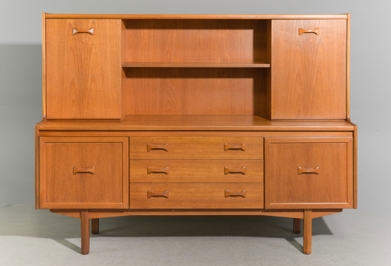 Mid Century Cocktail Cabinet - W. Lawrence (1 of 6)