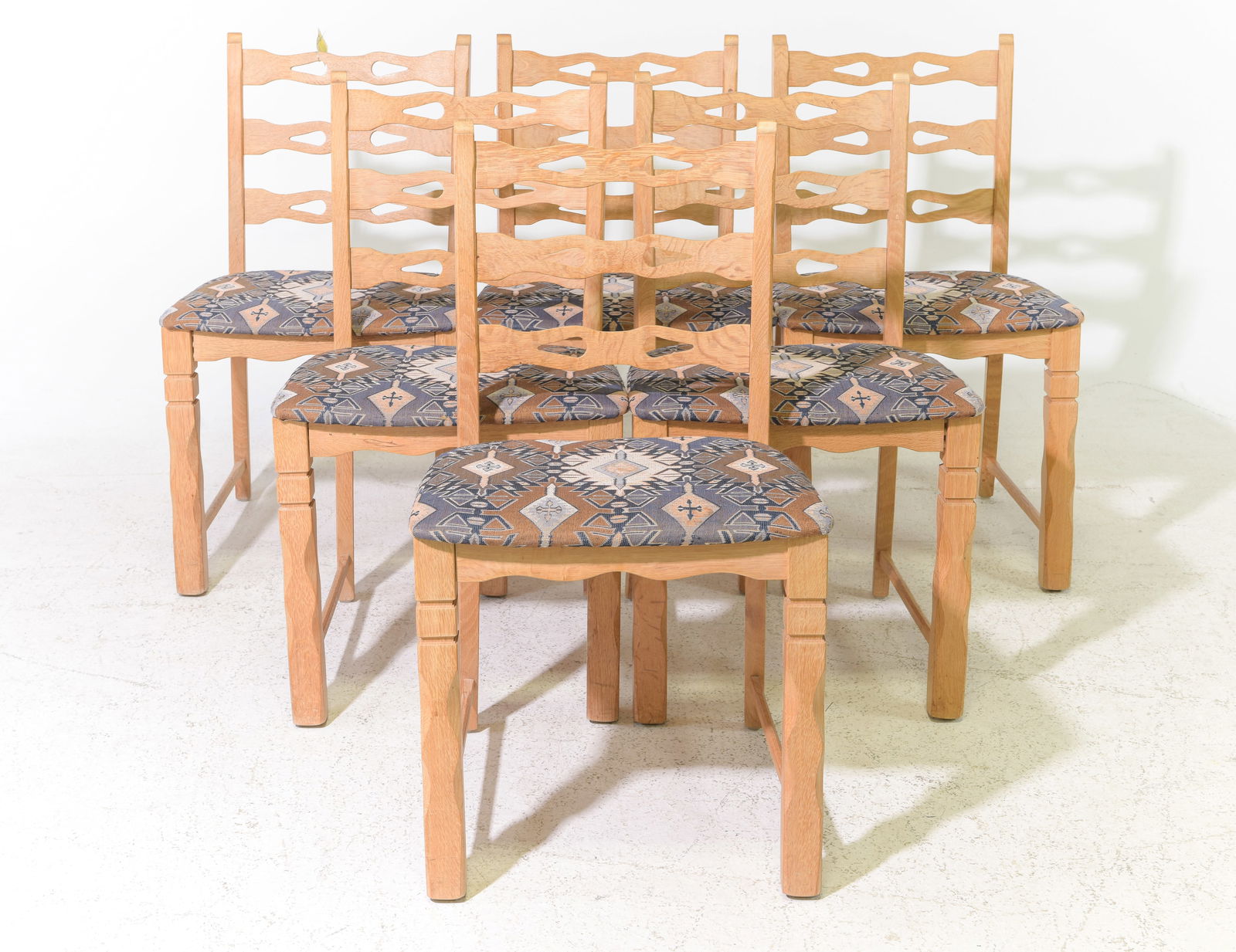 Danish Oak Set of 6 Dining Chairs: Danish Oak Set of 6 Dining Chairs - 33 in tall x 18.5 x 19 each with a seat height of 18 inches - Similar in style to / possibly by : S. Thrane & Son / Henning Kjaernulf / Guillerme & Chambron.