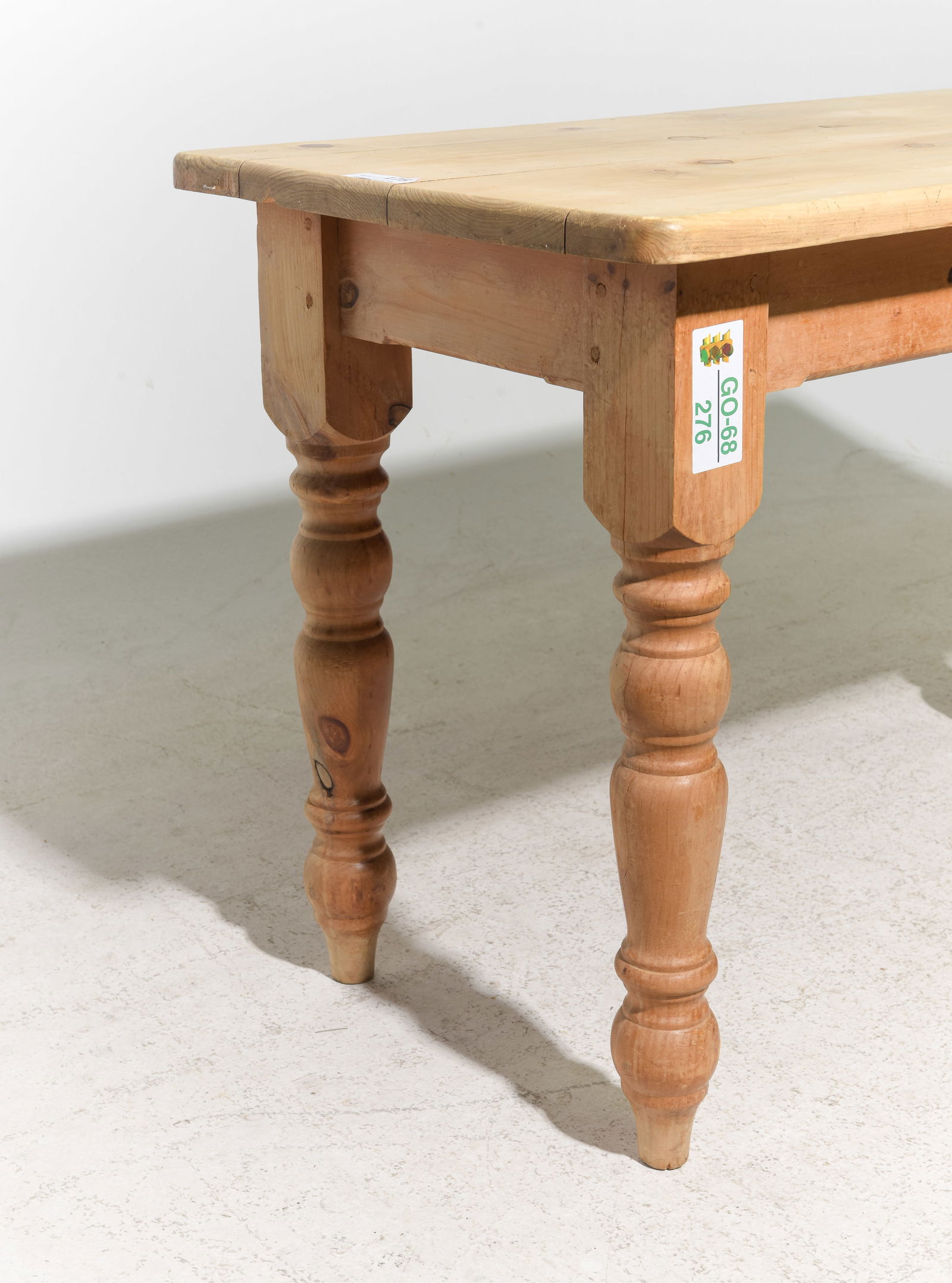 British Pine Turned Leg Table - 3