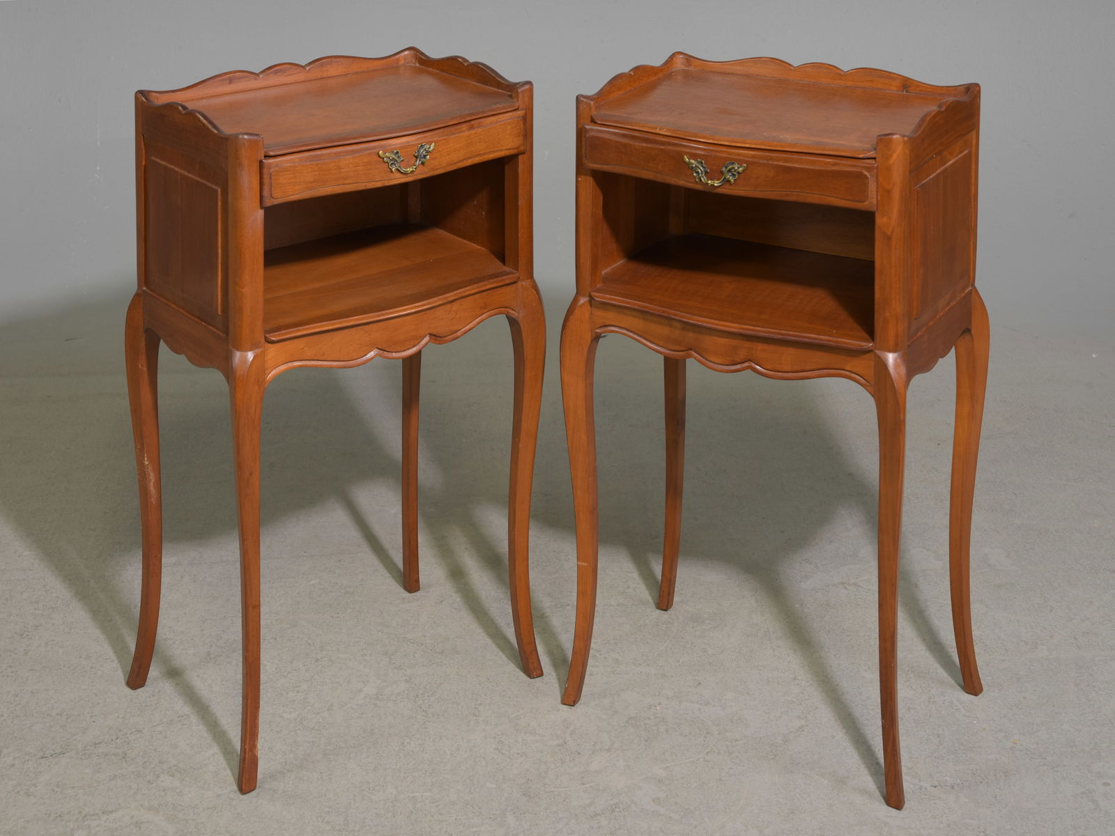 Louis XV Style Pair of Single Drawer Nightstands (1 of 4)