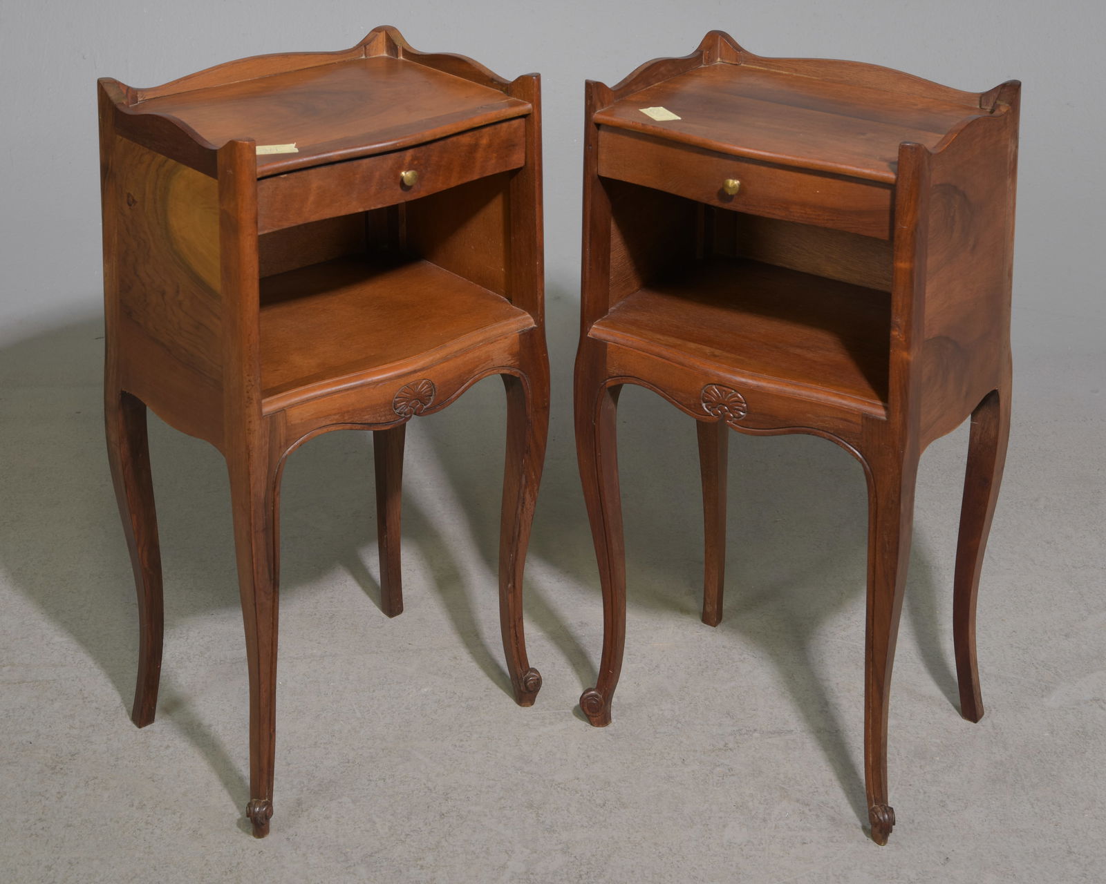 Louis XV Style Pair of Nightstands / Side Tables (1 of 4)