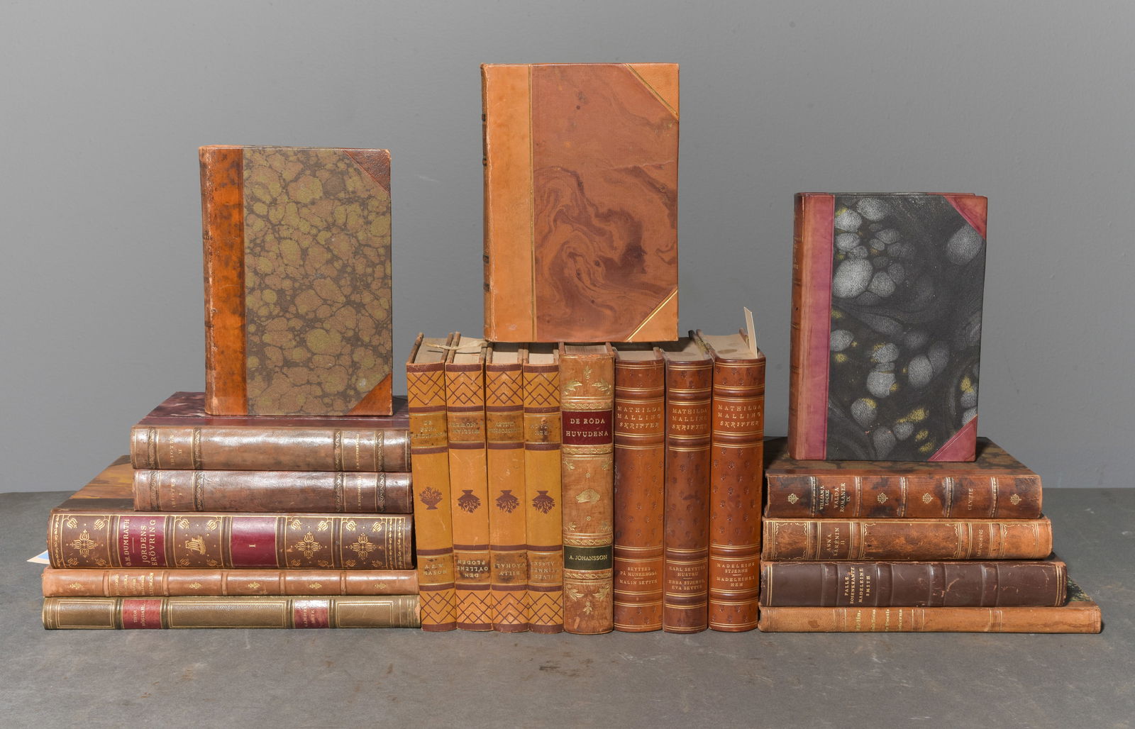 20 Assorted Leather Bound European Books #4 (1 of 7)