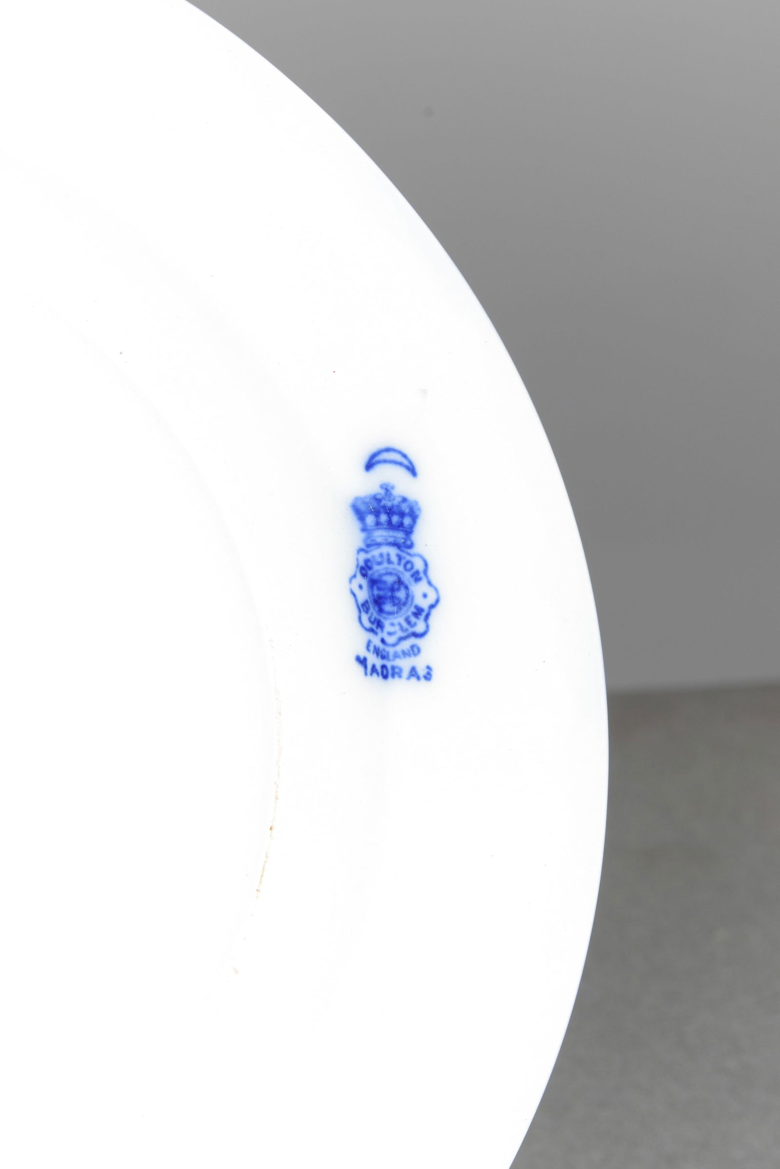 7pcs Assorted Flo Blue & White Plates - 8