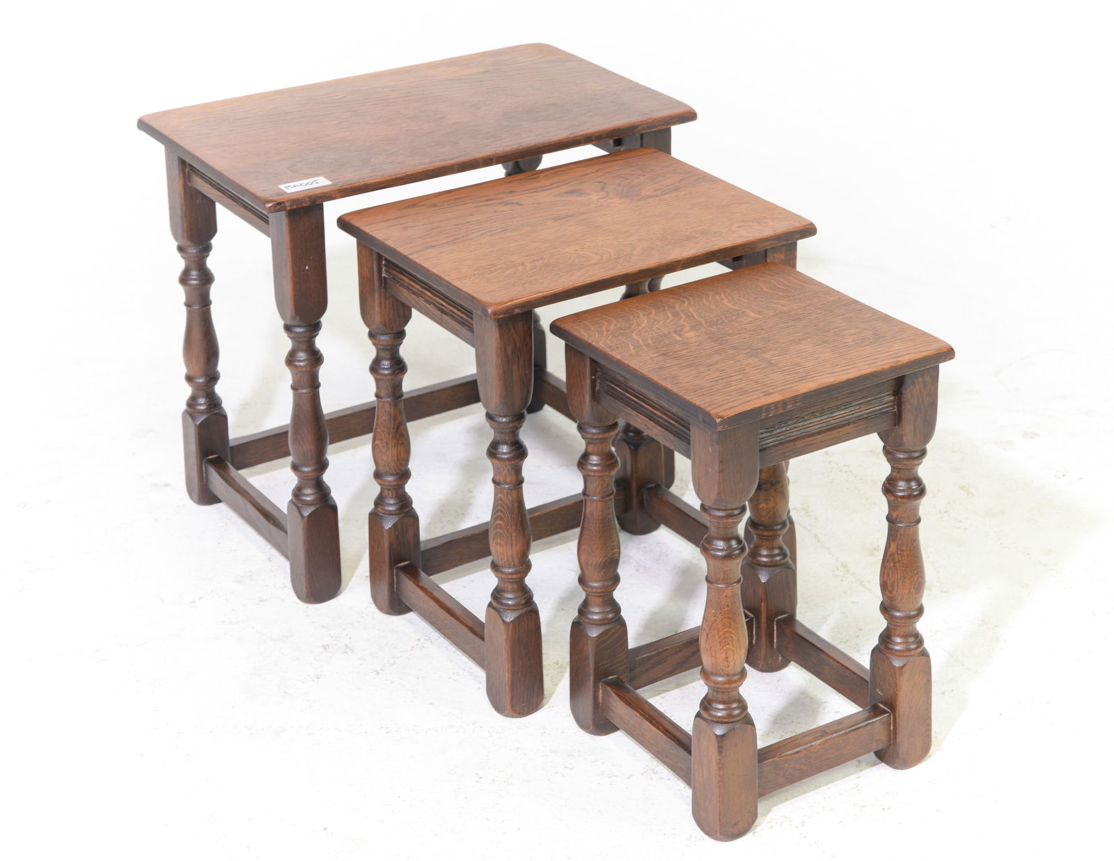 Oak Nest of 3 Tables with Turned Legs (1 of 4)