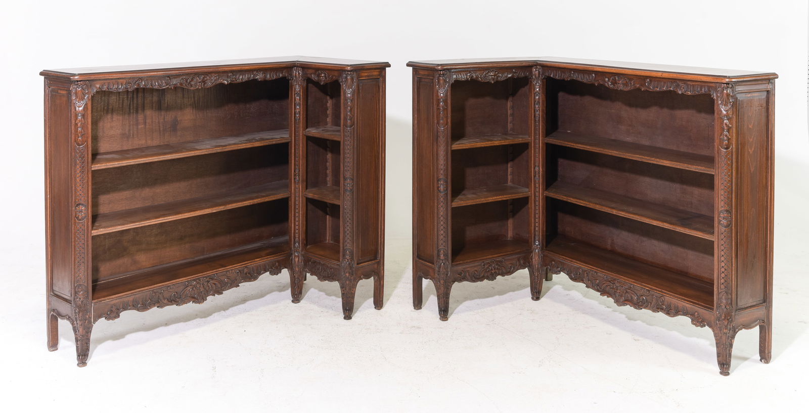 Louis XV Style Pair of Carved Oak Bookshelves (1 of 8)
