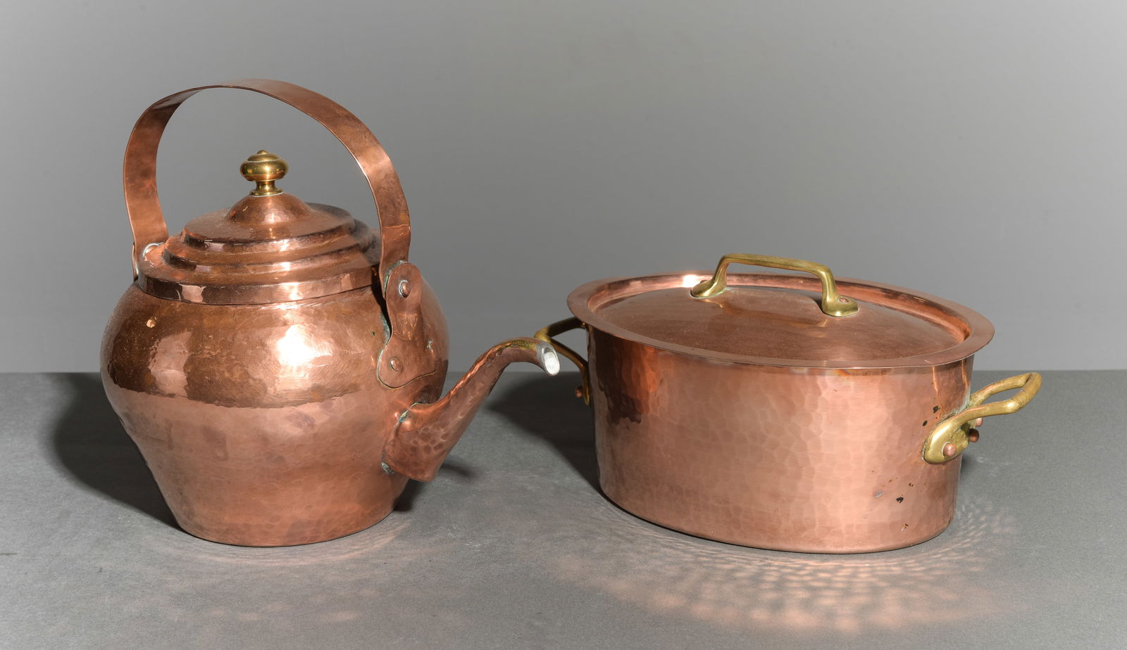 French Polished Copper Tea Kettle & Pan with Lid: French Polished Copper Tea Kettle & Pan with Lid - 10.25 in tall x 11.5 x 8 and 6.5 in tall x 12.5 x 7.75