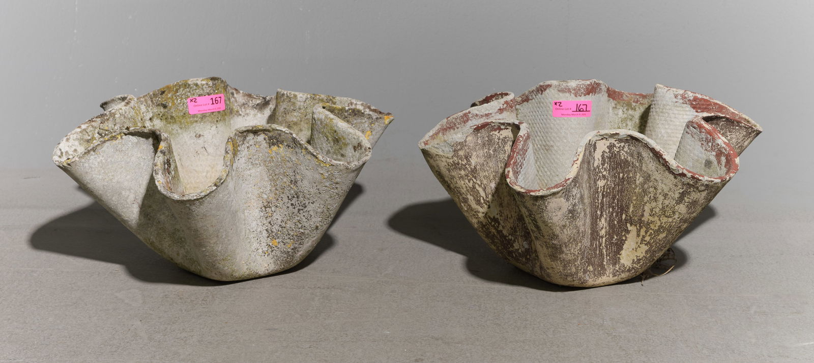 Willy Guhl (1915-2004) - 2 Small Organic Planters: Willy Guhl (1915-2004) - 2 Small Organic Planters - 10 in tall x 19.75 x 20.5