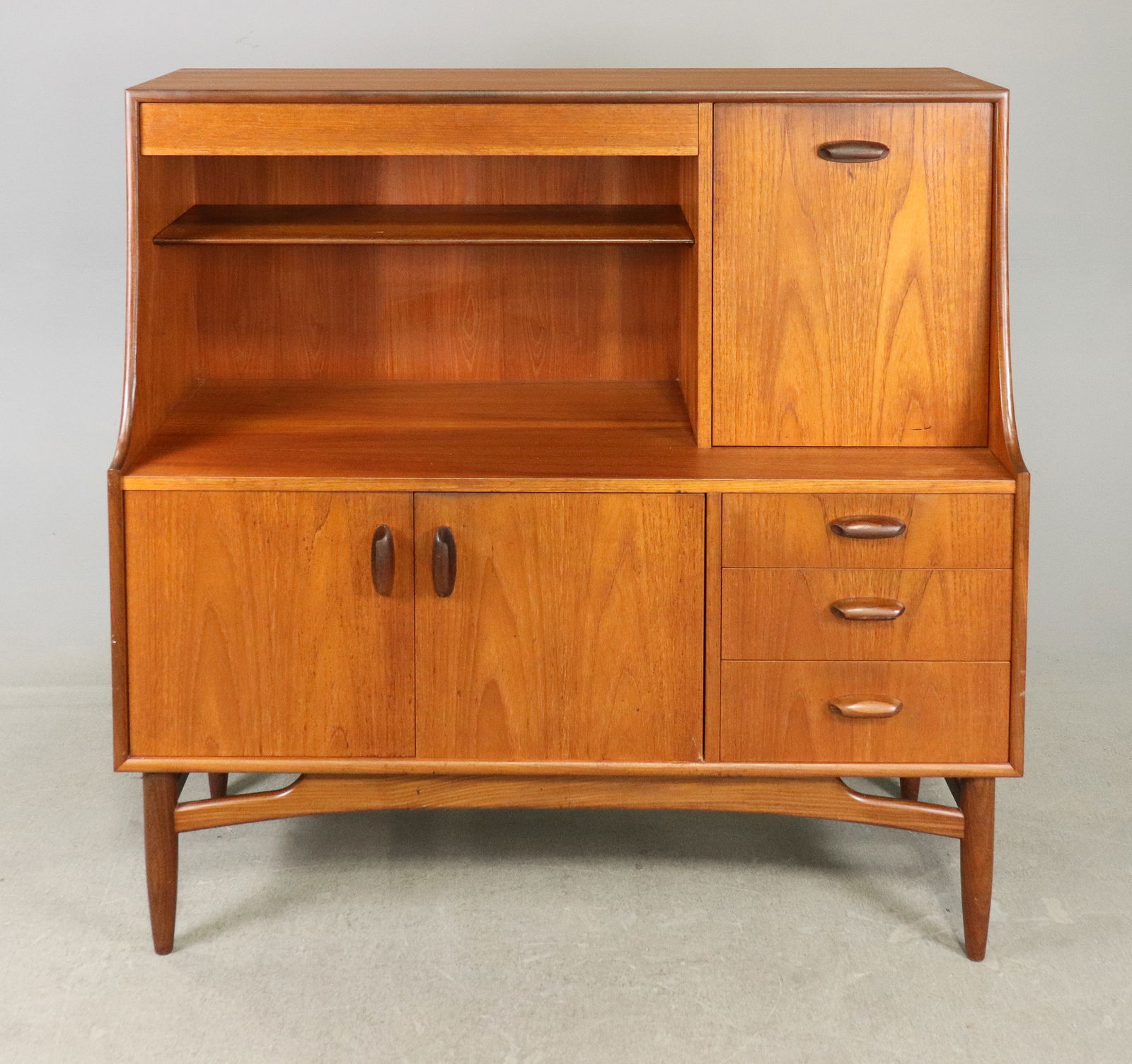 Teak G-Plan Cocktail Cabinet - Brasilia Range (1 of 6)