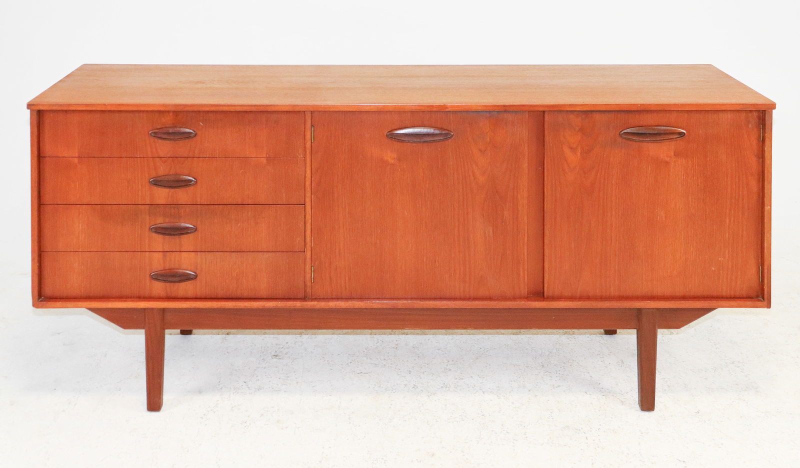 Mid Century Modern Sideboard With 4 Drawers (1 of 6)