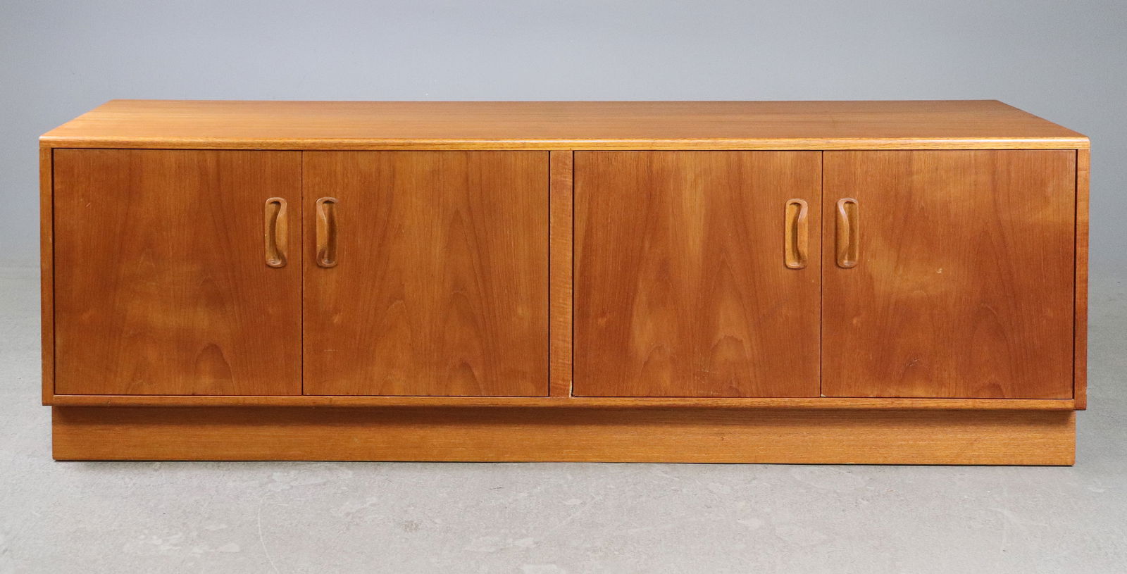 Mid Century Modern Teak Sideboard / Base - G-Plan (1 of 7)