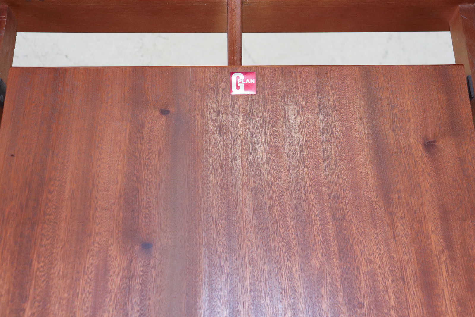 Mid Century Oval Dining Table by G-Plan - 3