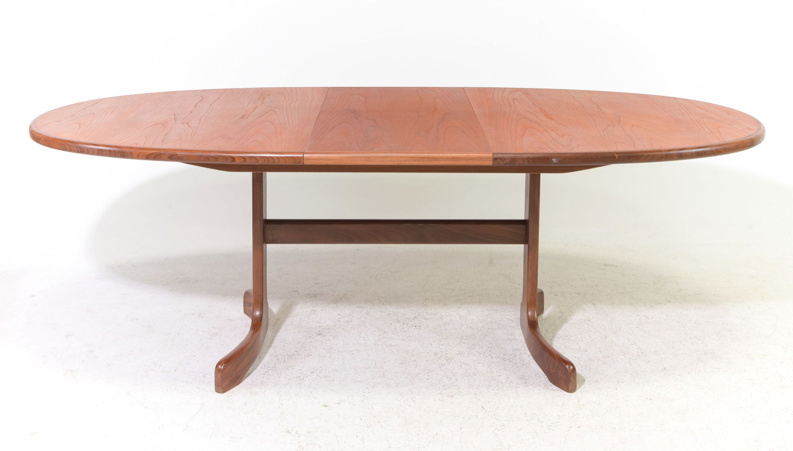 Oval Mid Century Teak Dining Table By G-Plan (1 of 4)
