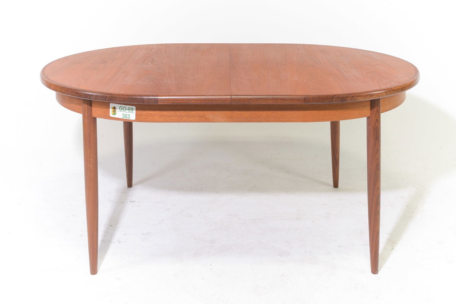 Mid Century Oval Dining Table by G-Plan (1 of 5)