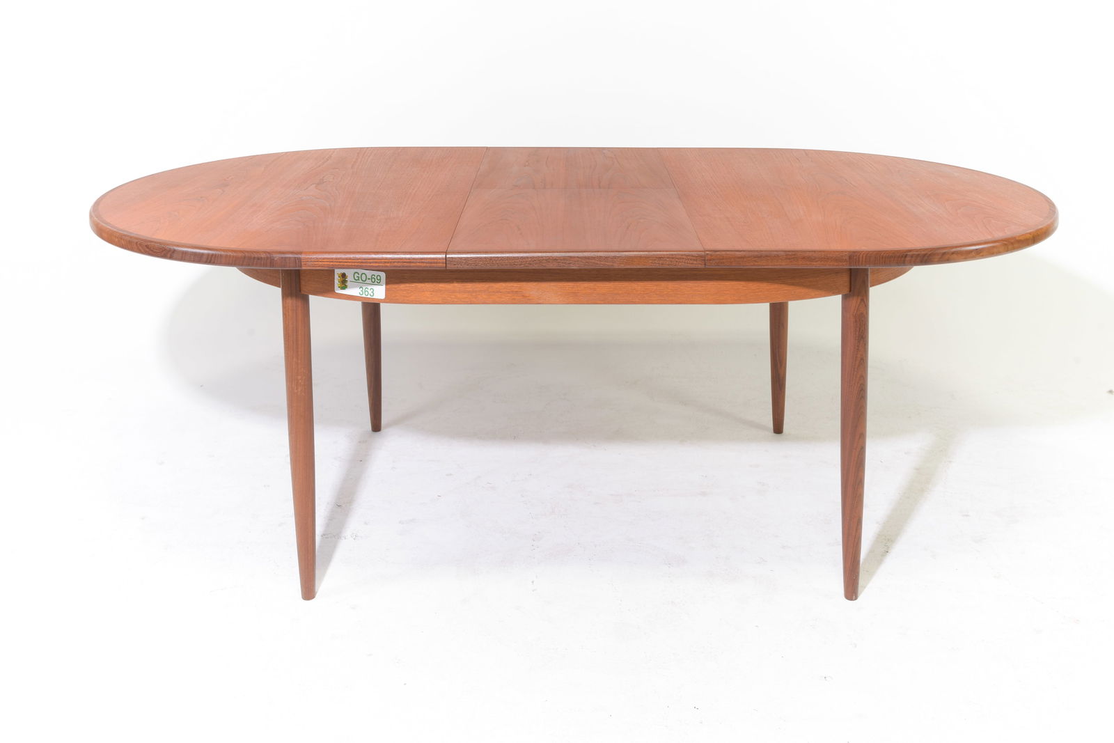 Mid Century Oval Dining Table by G-Plan - 2