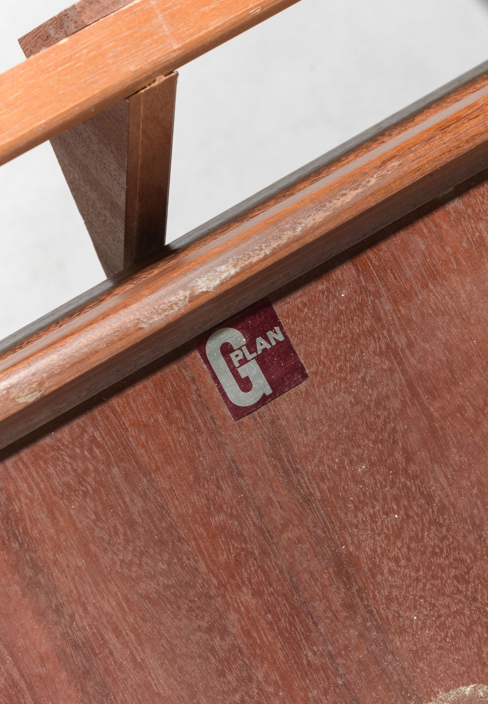 Mid Century Oval Dining Table by G-Plan - 5