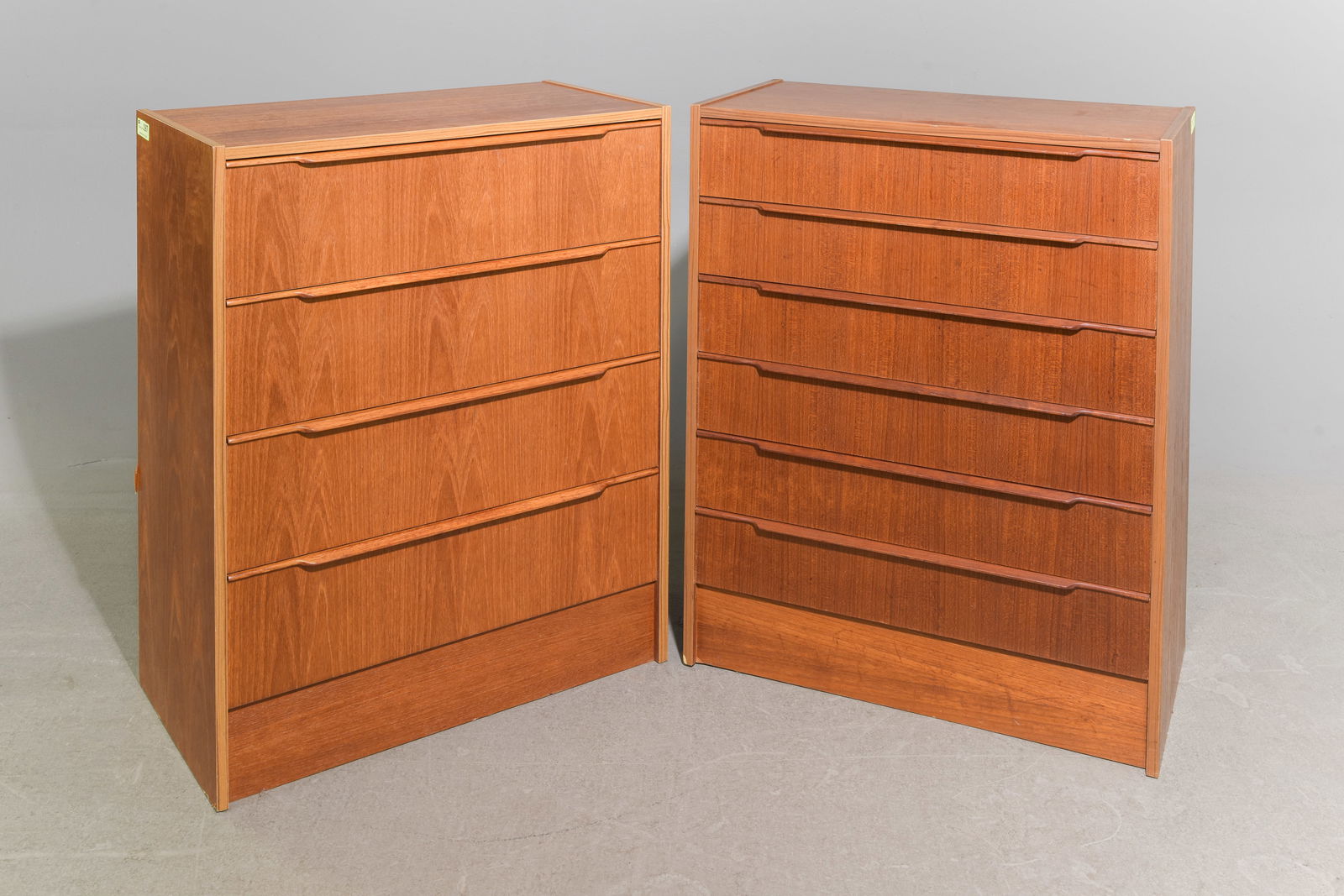 2 Mid Century Modern Chests (1 of 6)