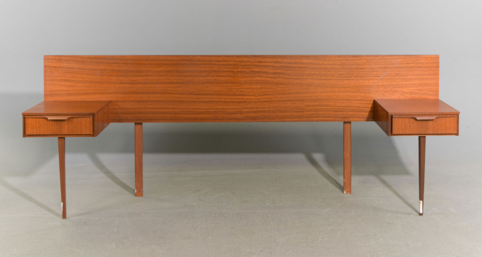 Mid Century Modern Headboard - Austinsuite (1 of 5)