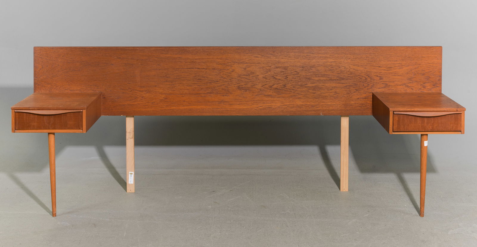 Mid Century Modern Headboard - Austinsuite (1 of 5)