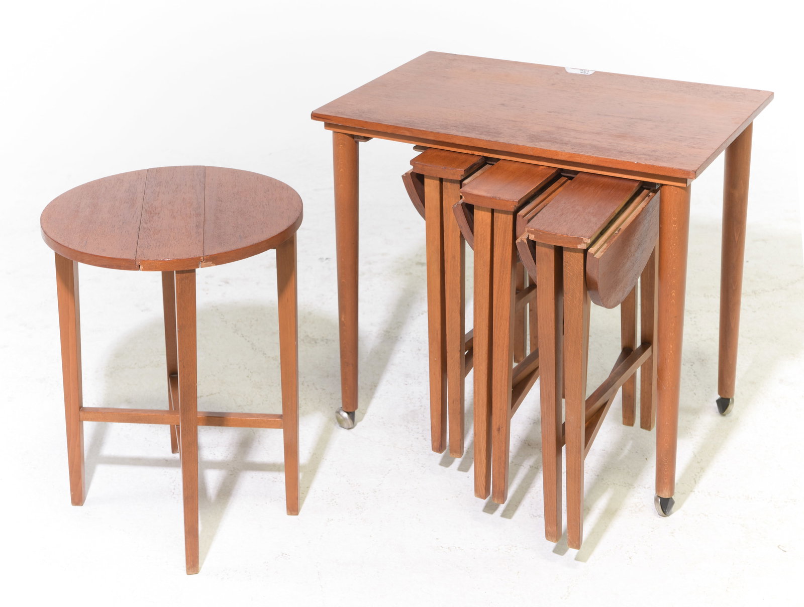 Mid Century Modern Nest of 5 Tables #1 (1 of 3)