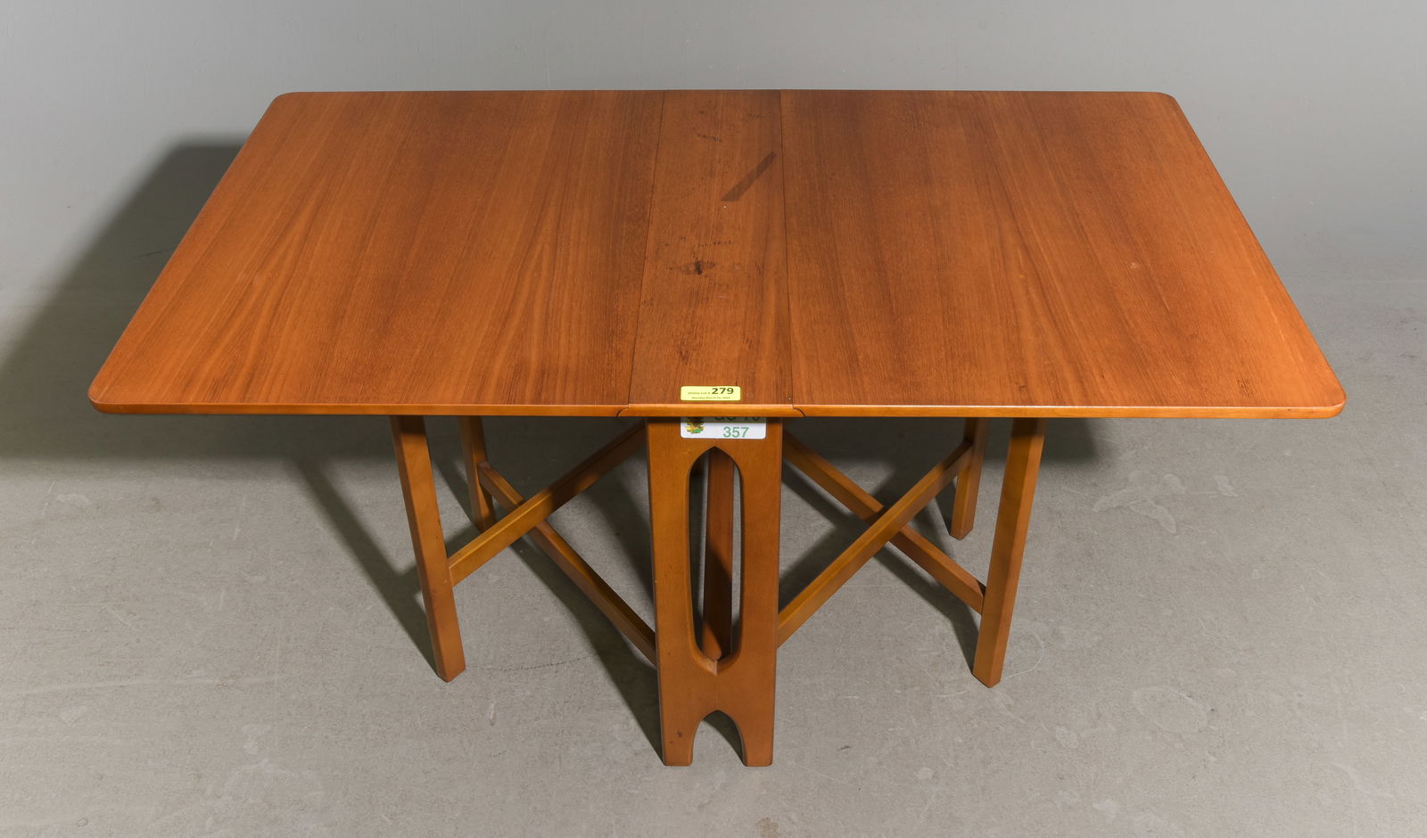 Mid Century Modern Drop Leaf Table - Gplan - 3