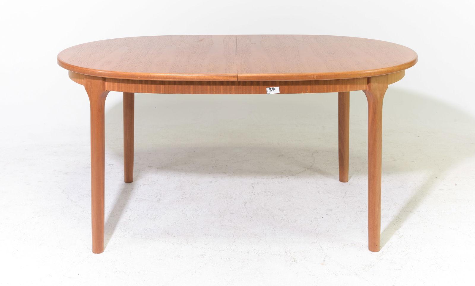 Framed Oil on Canvas Town Landscape: Framed Oil on Canvas Town Landscape - 27 in tall x 31 x 2, The work itself is 21 x 25