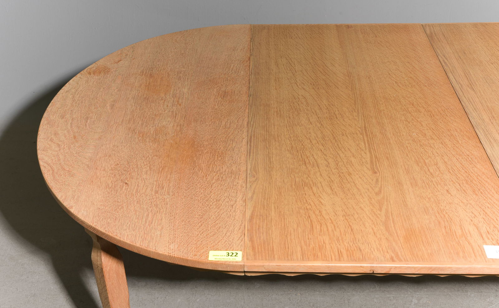 Danish Oak Round Table with 2 Insertable Leaves - 3