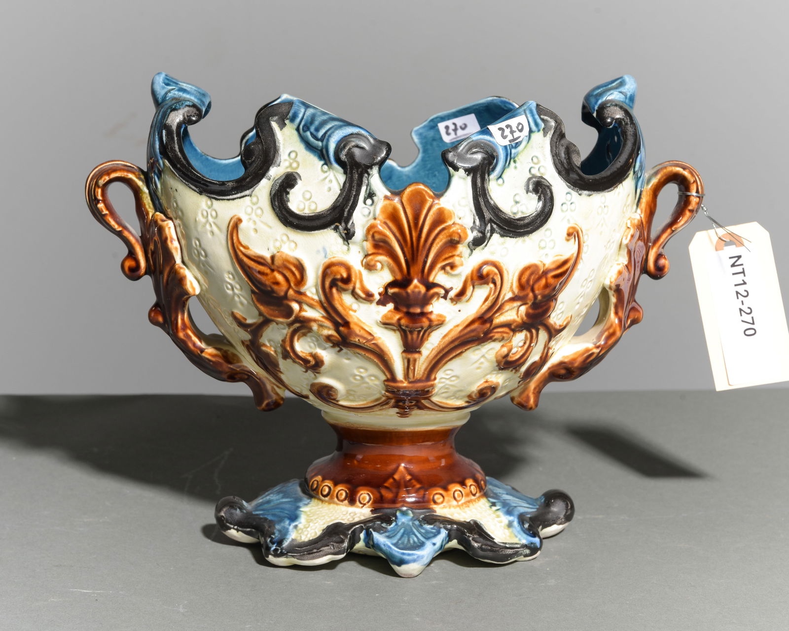 Onnaing Majolica Jardiniere / Planter: Onnaing Majolica Jardiniere / Planter - 9 in tall x 11.75 x 8