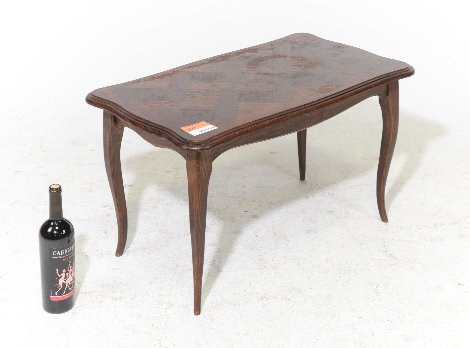 Louis XV Style Small Oak Coffee / Side Table (1 of 3)