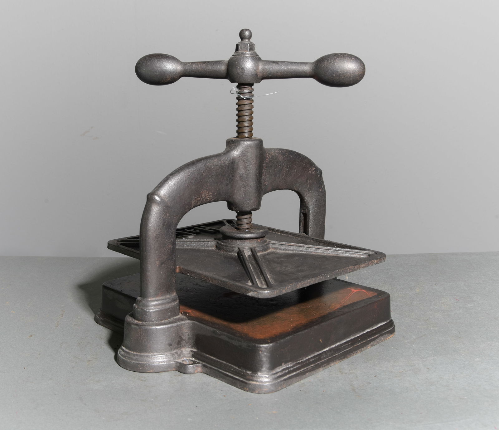 French Iron Book Press #2 (1 of 4)