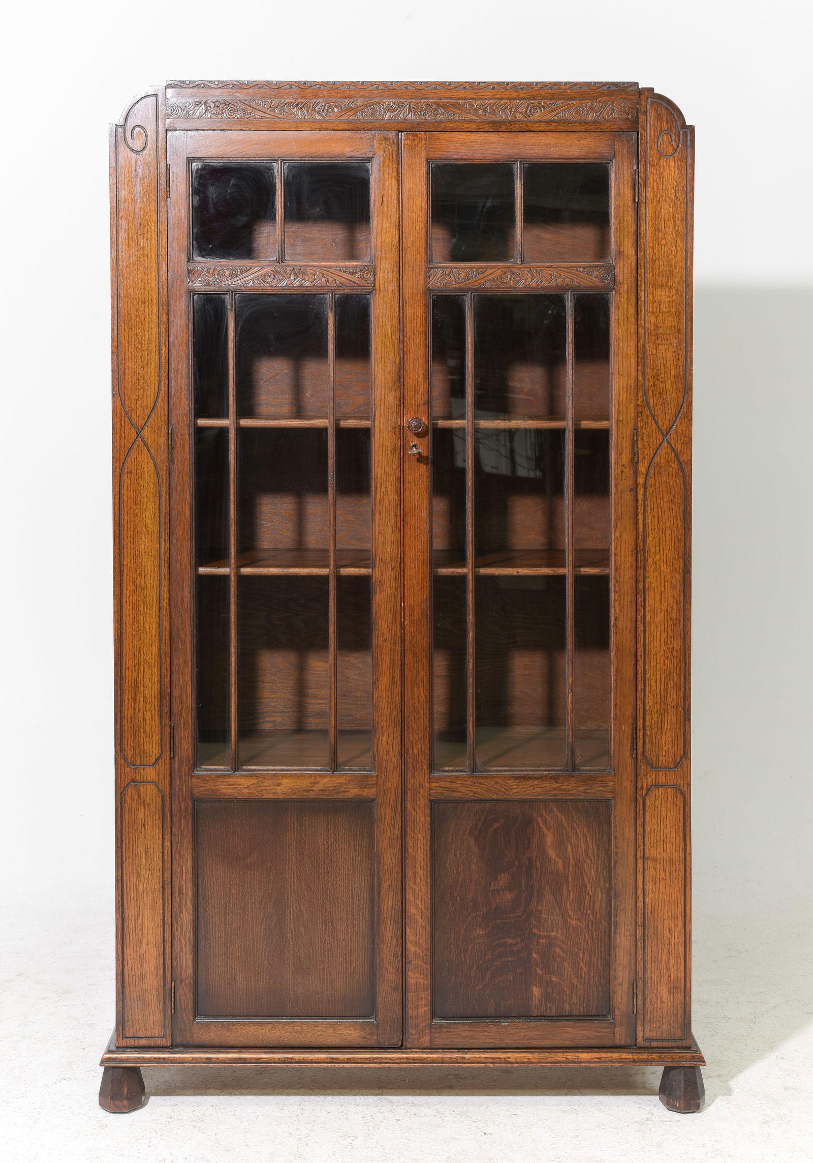 British Oak Double Door Bookcase / Cabinet (1 of 3)