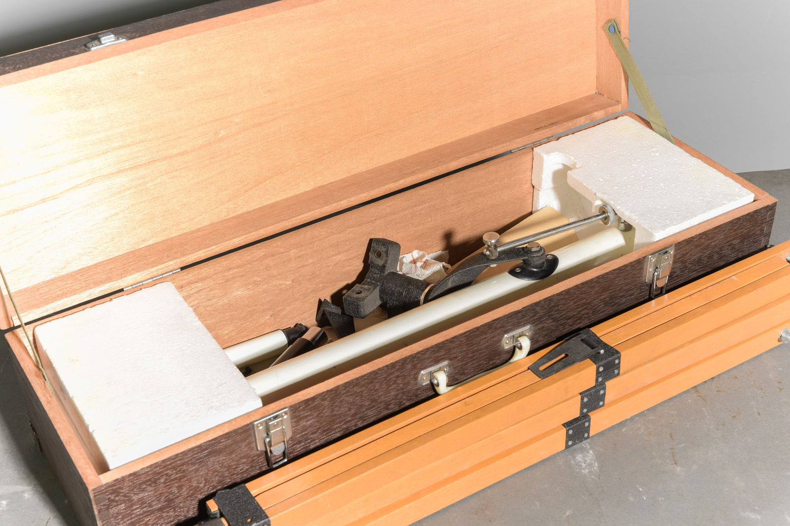 Telescope in Case - 3