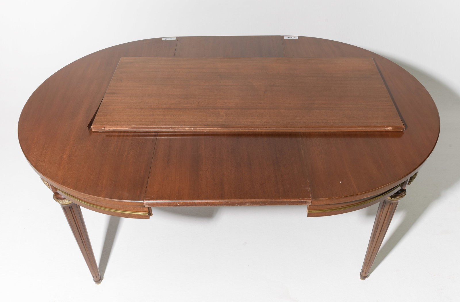 Louis XVI Style Round Table with 2 Insertable Leaves - 4