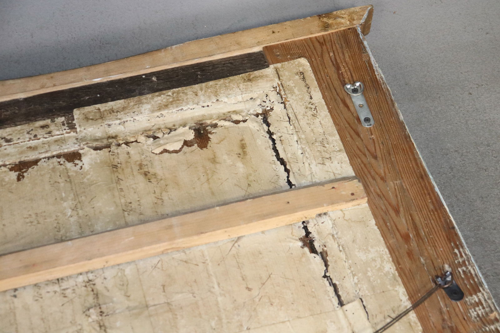 Empire Style Shell Adorned Framed Mirror - 6