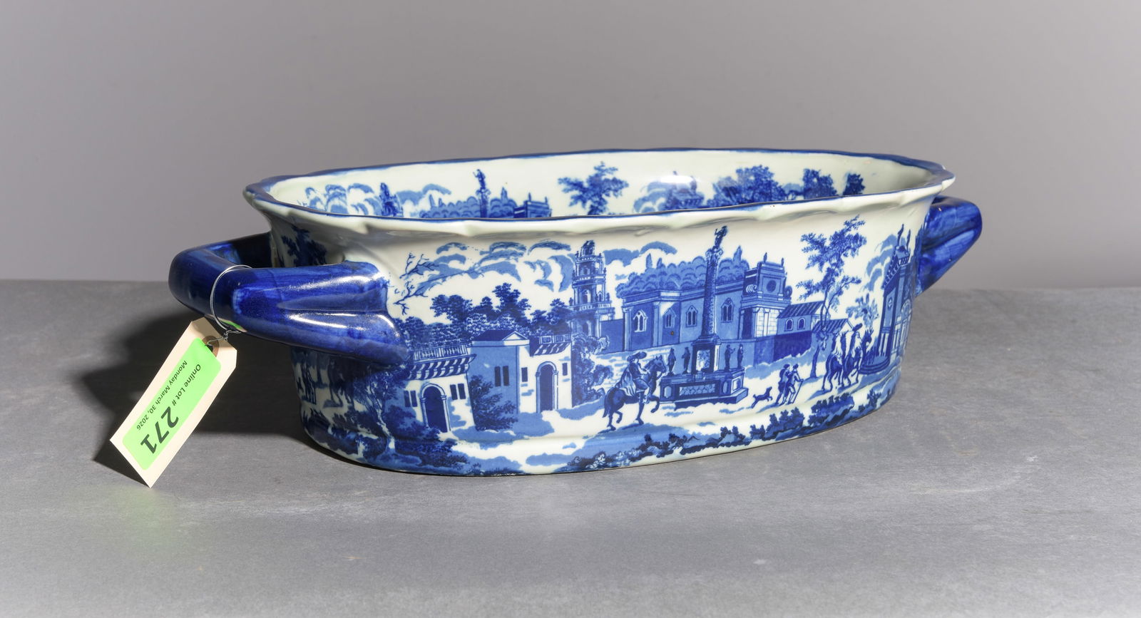 Flo Blue & White Heavy Foot Bath / Planter: Flo Blue & White Heavy Foot Bath / Planter / Chiller - 5.5 in tall x 20 x 11.5