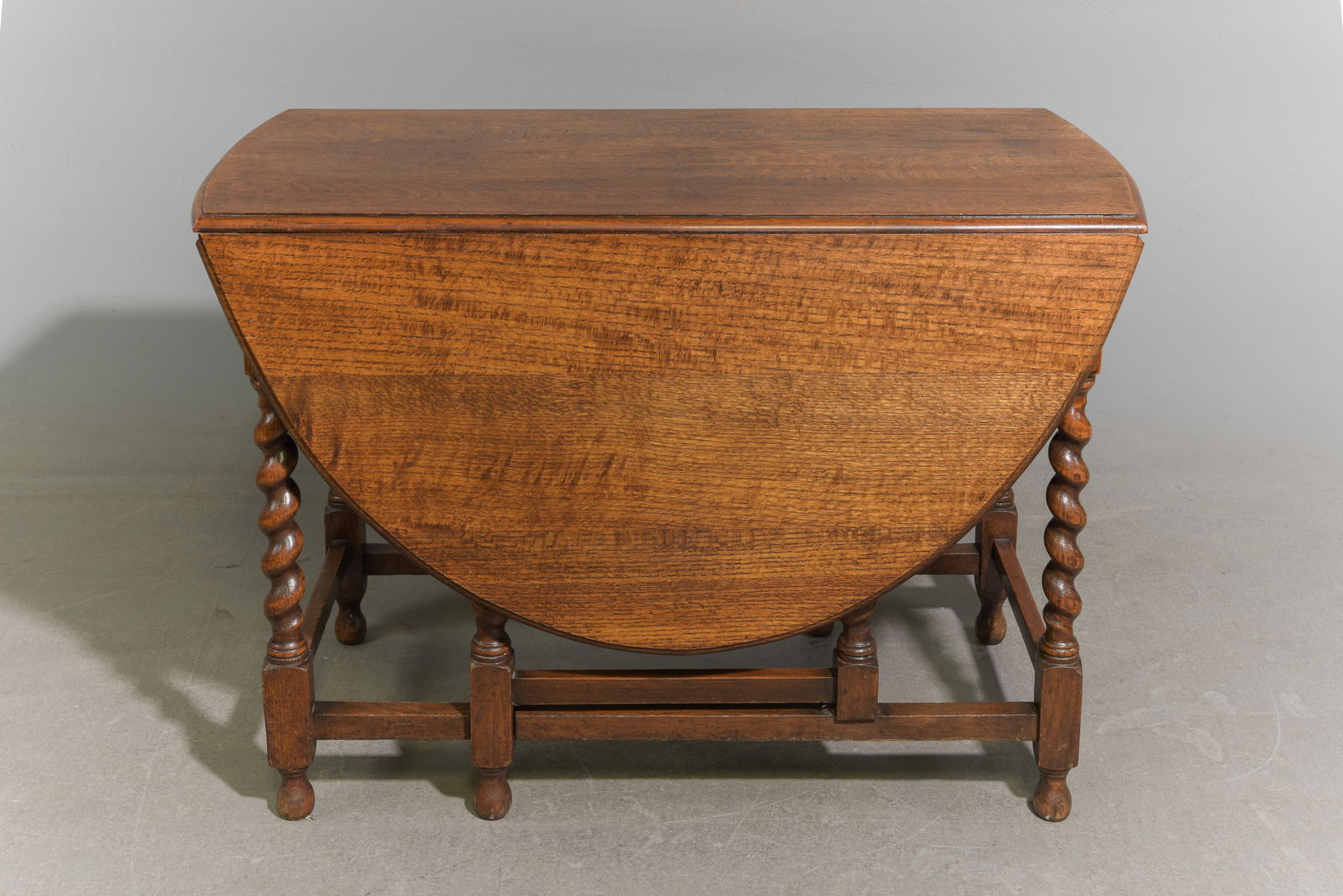 British Large Oak Barley Twist Drop Leaf Table (1 of 3)
