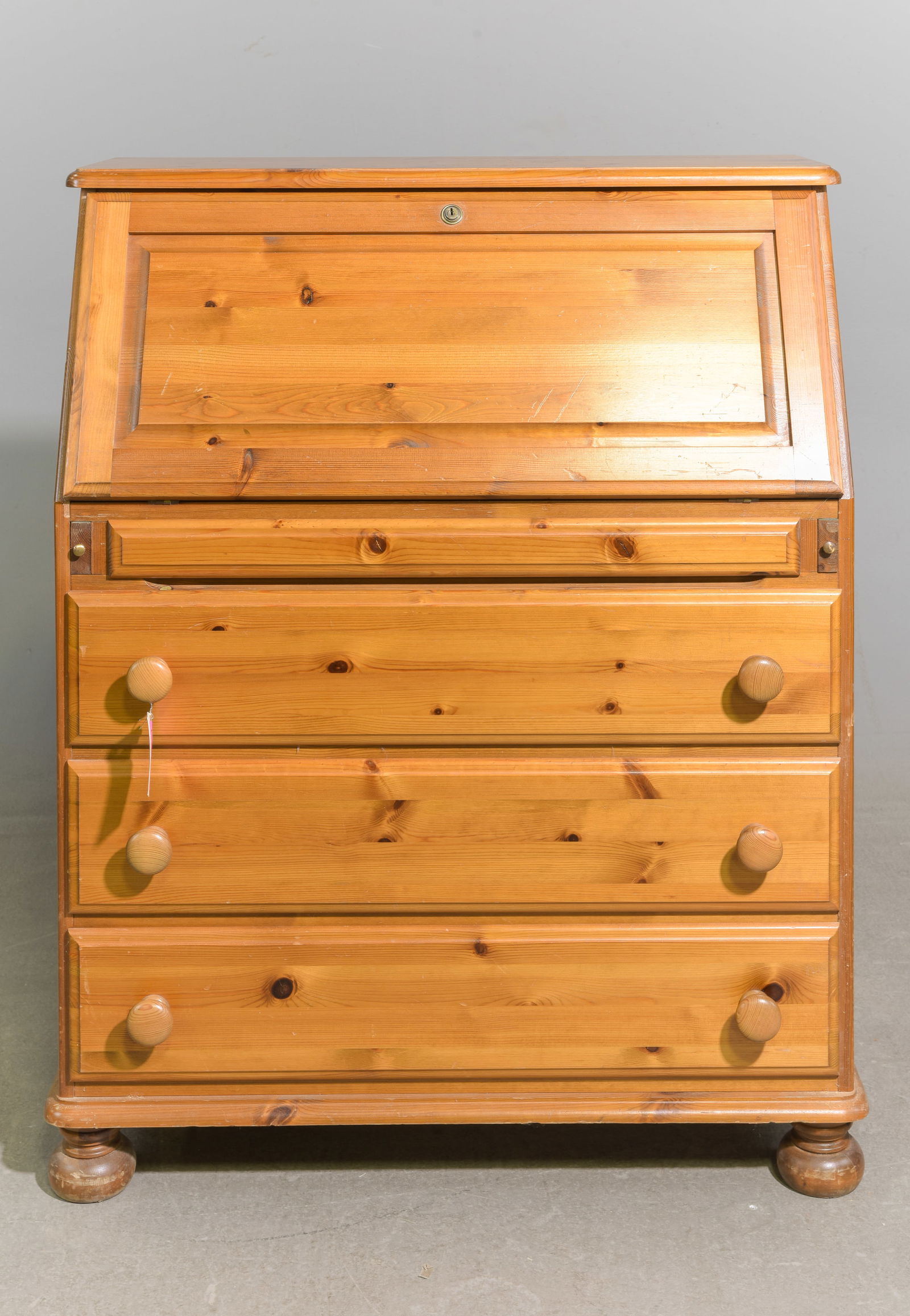 American Drop Front Desk: American Drop Front Desk - 41 in tall x 34 x 19