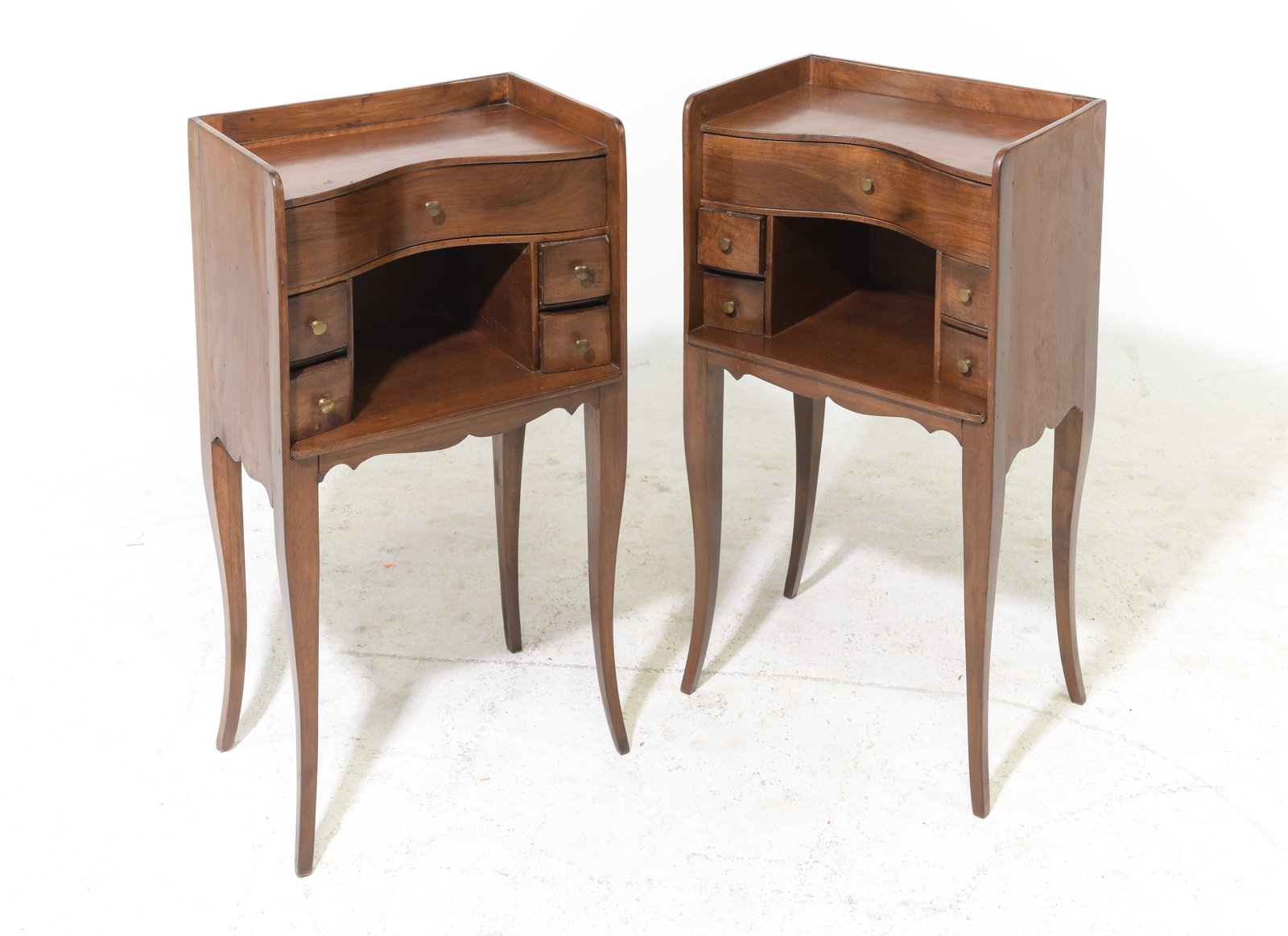 Pair Of Louis XV Style Occasional Chests / Nighstands: Pair Of French Louis XV Style Occasional Chests / Nighstands - 28.5 in tall x 15 x 10.75