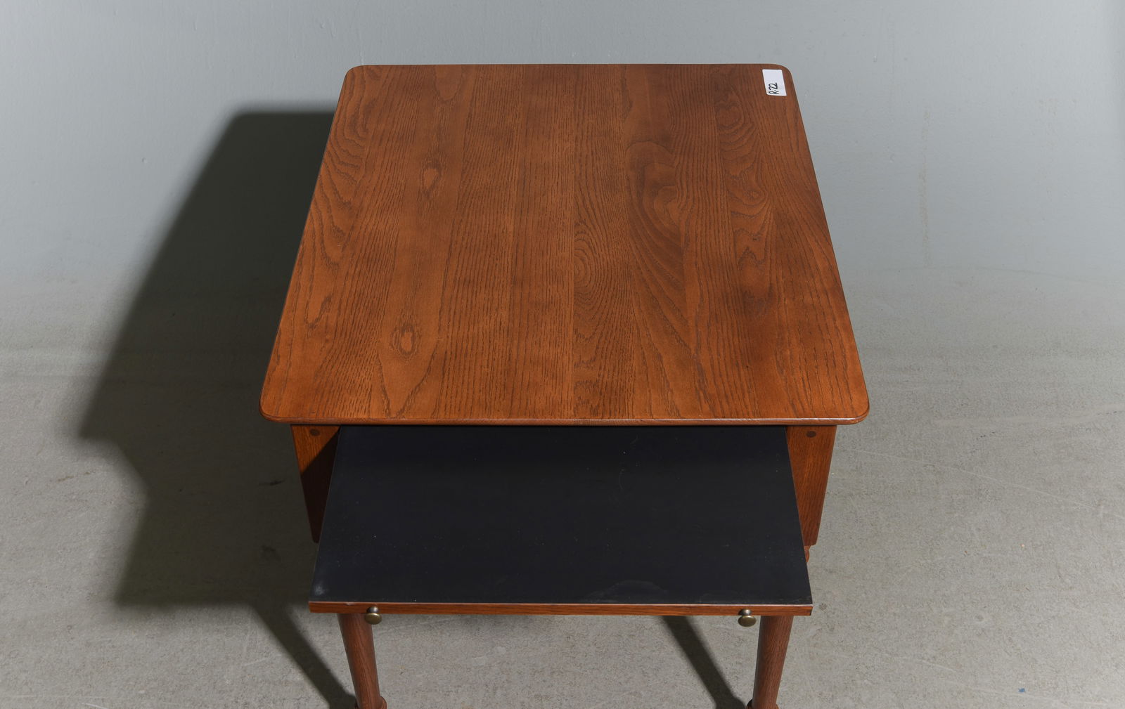 Georgian Style Oak End Table - 2