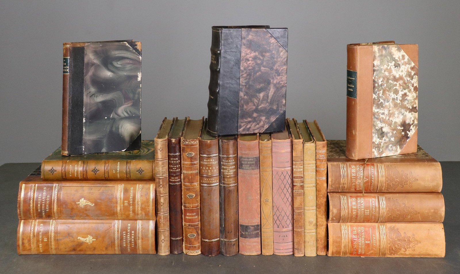 20 Assorted Leather Bound Books #3 (1 of 9)