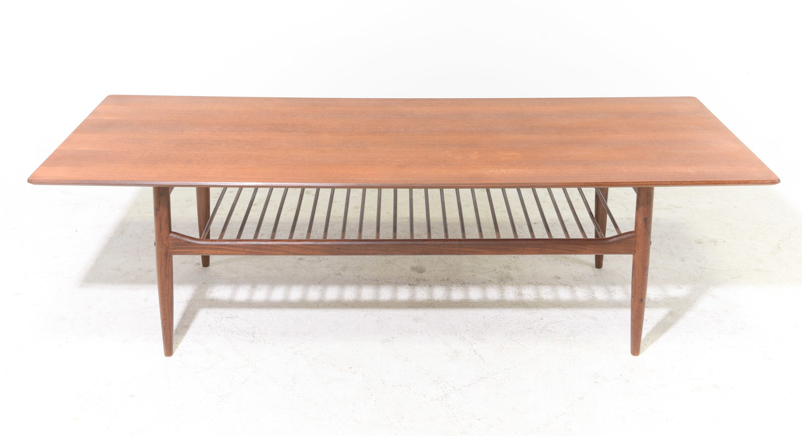 Mid Century Modern Large Coffee / Cocktail Table (1 of 4)