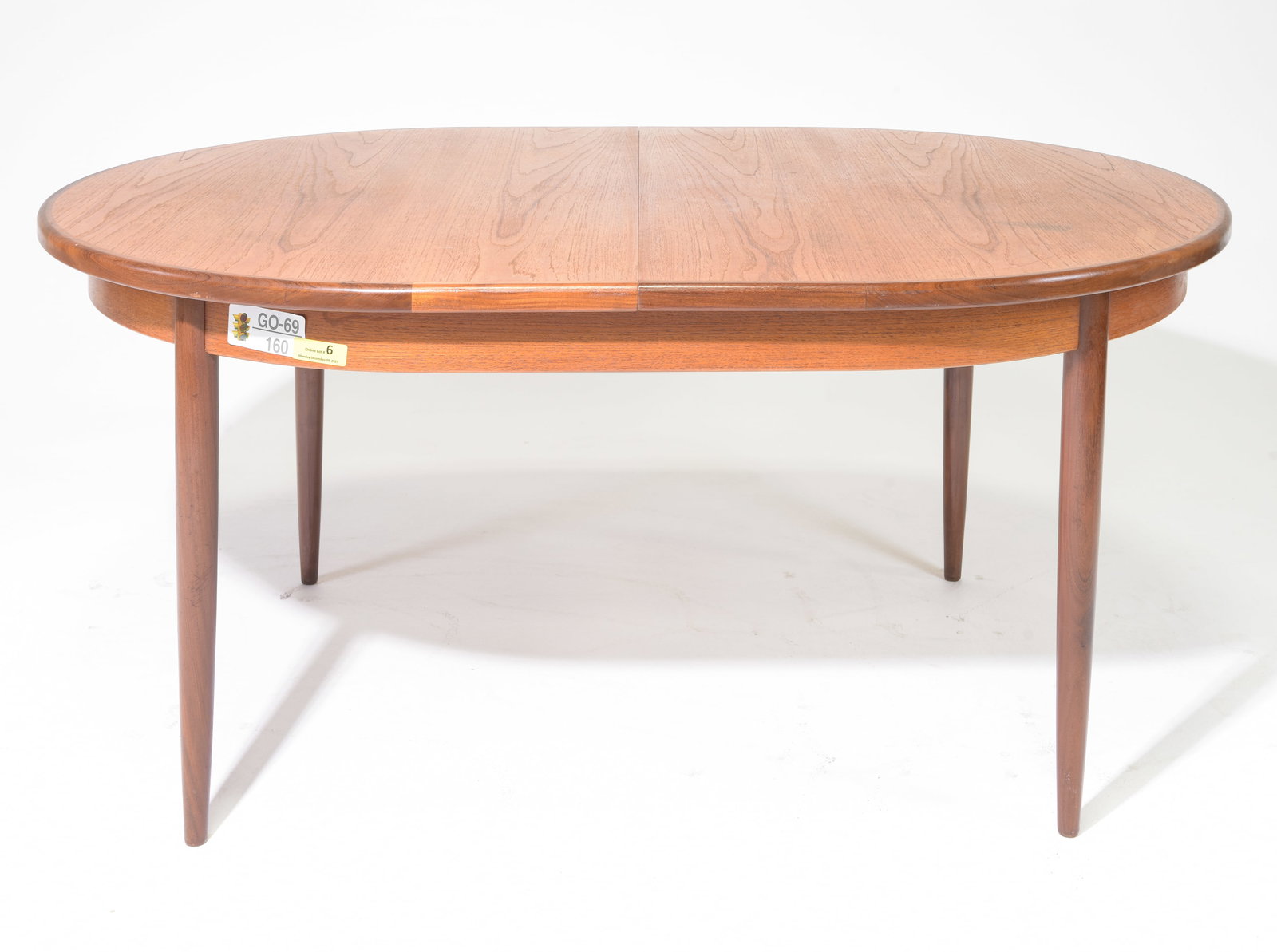 Mid Century Oval Dining Table by G-Plan (1 of 5)